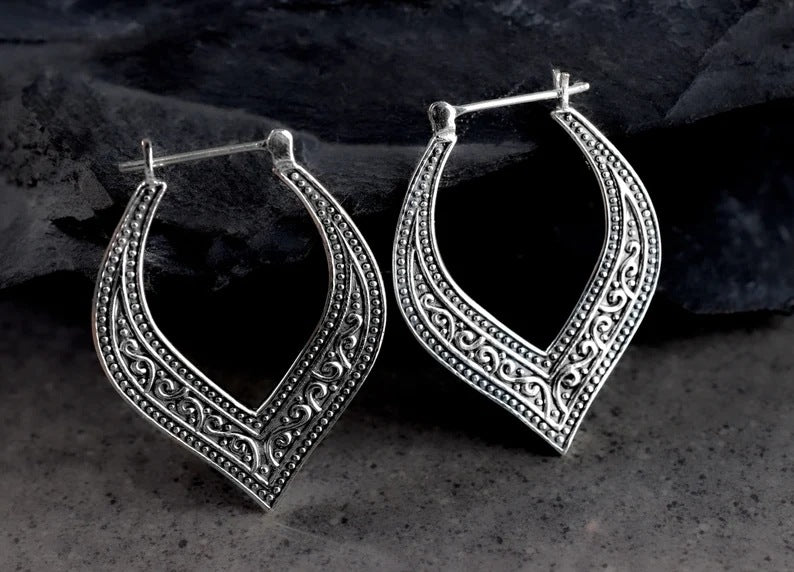 Vintage Ins Heart Love Heart Ethnic Style Carved Earrings